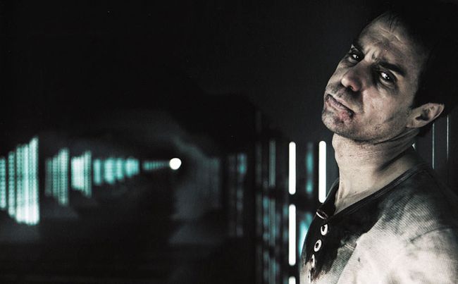 Дункан ДЖОНС: луна 2112 Луна 2112: режиссерский дебют сына Дэвида Боуи, Дункана Джонса